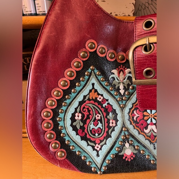 Isabella Fiore Leather Handbag Red Teal Studded Buckle with Magnetic Closure - Picture 4 of 11